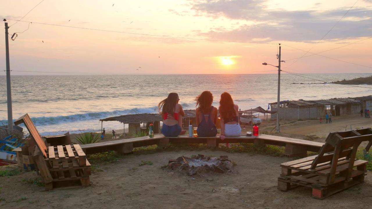 Free Spirit Ecuador, Puerto Engabao Hotel Exterior foto